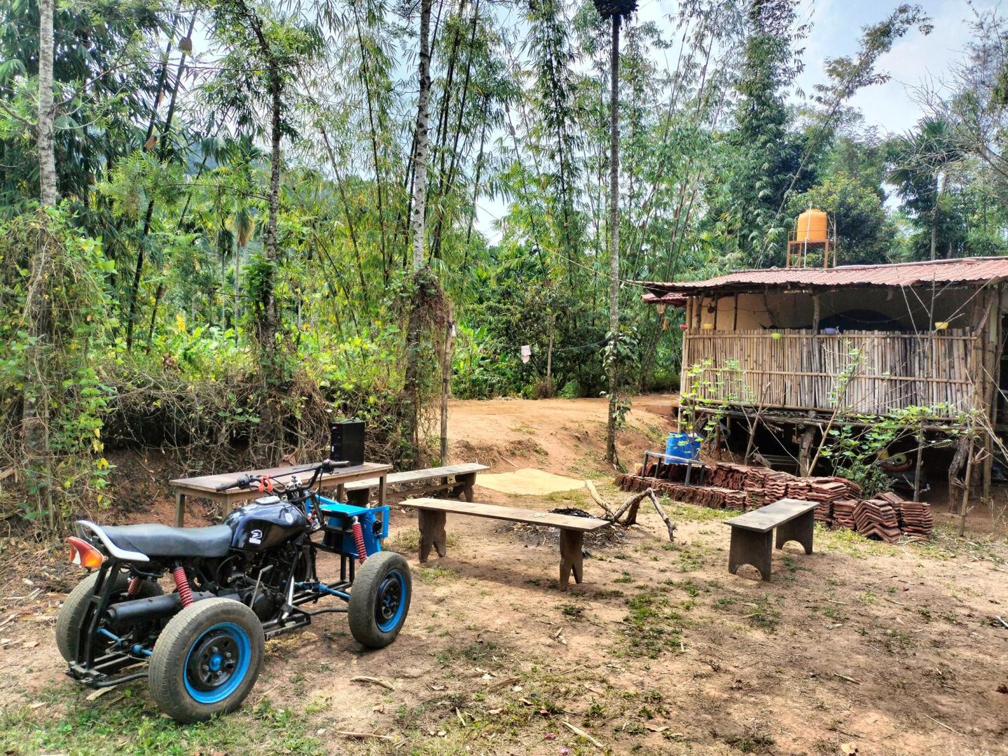 마디케리 Sambrama Wood House 빌라 외부 사진